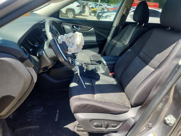 2018 NISSAN ROGUE — DENT