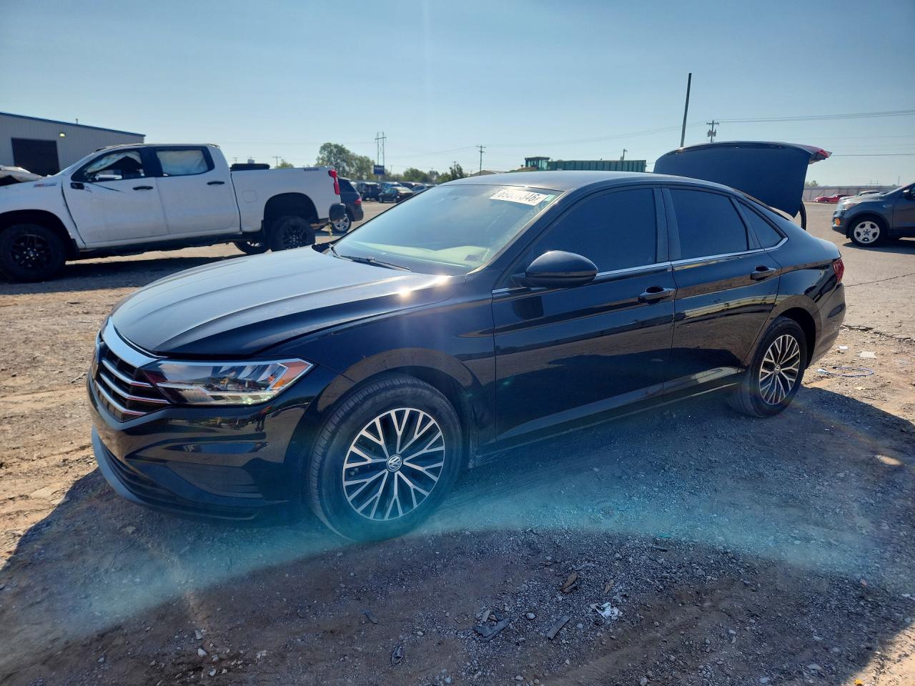 2021 VOLKSWAGEN JETTA S / SE / R-Line — Front 3/4