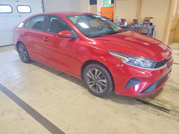 2024 KIA FORTE LX, LXS — Passenger 3/4