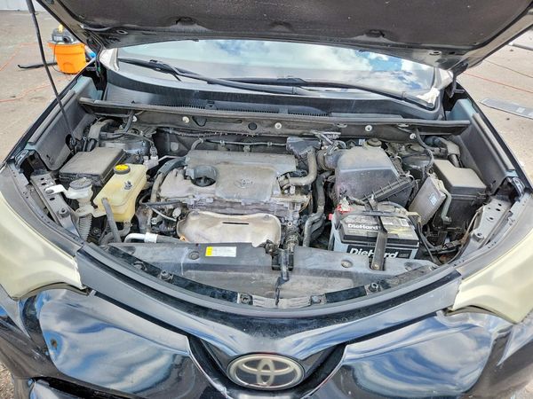2017 TOYOTA RAV4 SE — Engine bay