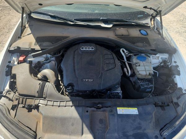 2016 AUDI A6 — Engine bay