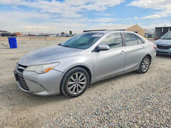 2015 TOYOTA CAMRY — DSFA — Front 3/4