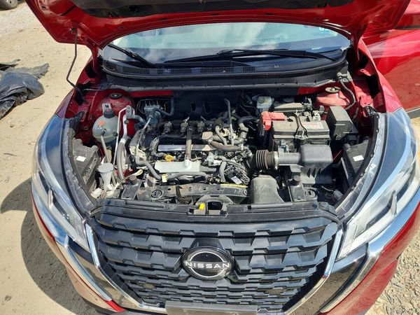 2024 NISSAN KICKS SV — Engine bay
