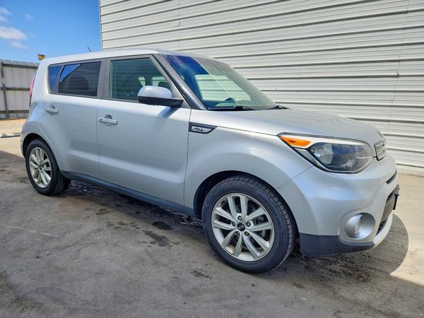2017 KIA SOUL — Passenger 3/4