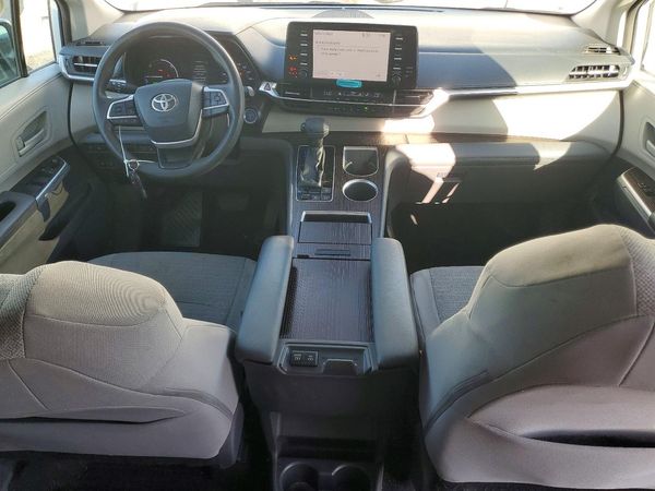 2021 TOYOTA SIENNA — CKPT