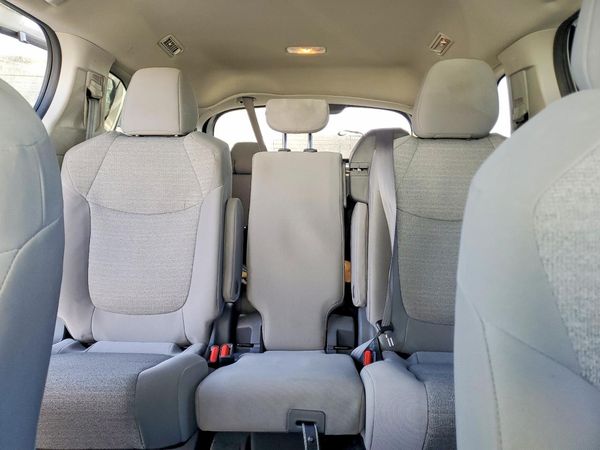 2021 TOYOTA SIENNA — SUVN