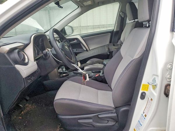 2015 TOYOTA RAV4 XLE (M Grade) — DENT