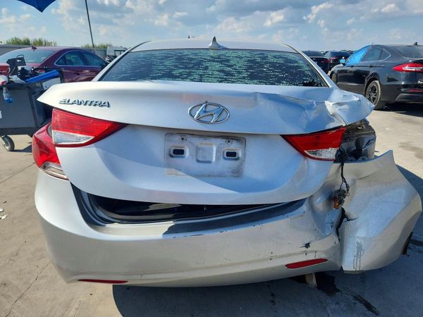 2013 HYUNDAI ELANTRA — DIRR