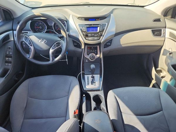 2013 HYUNDAI ELANTRA — CKPT
