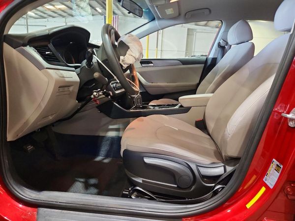 2018 HYUNDAI SONATA SE, Eco — DENT