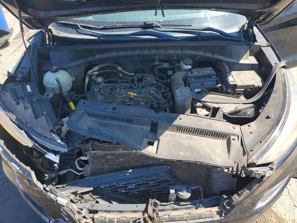 2019 HYUNDAI TUCSON — Engine bay