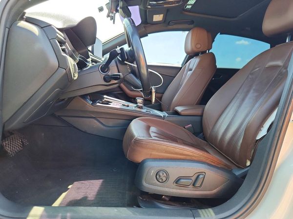 2018 AUDI A4 Premium — DENT