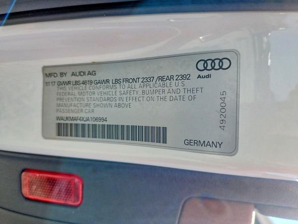 2018 AUDI A4 Premium — VINS
