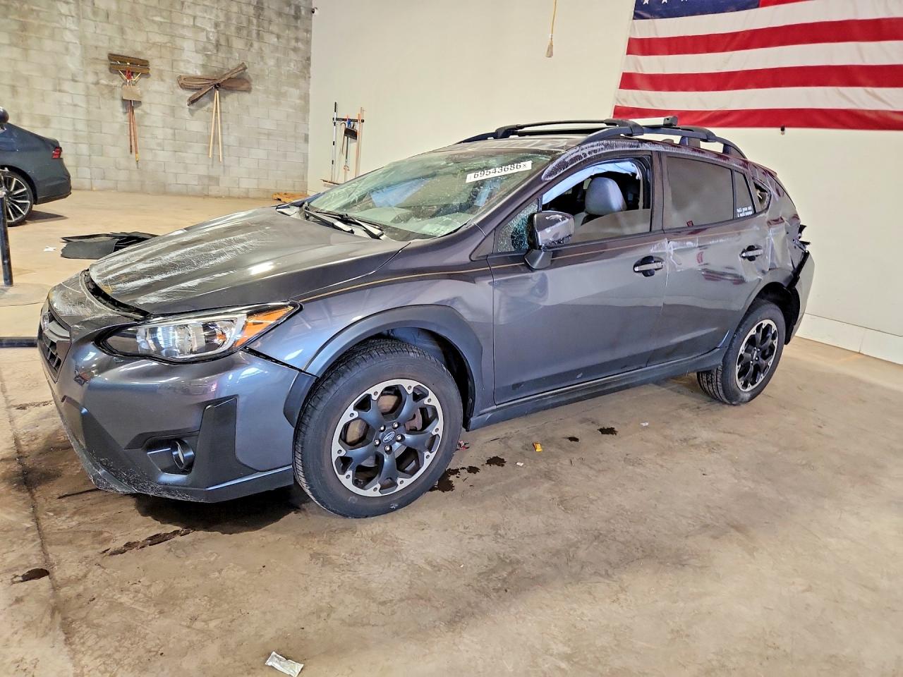 2021 SUBARU CROSSTREK — Front 3/4