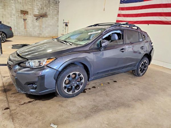 2021 SUBARU CROSSTREK — Front 3/4