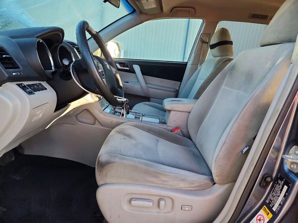 2013 TOYOTA HIGHLANDER Base/Hybrid — DENT