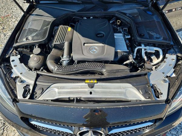 2018 MERCEDES-BENZ C — Engine bay