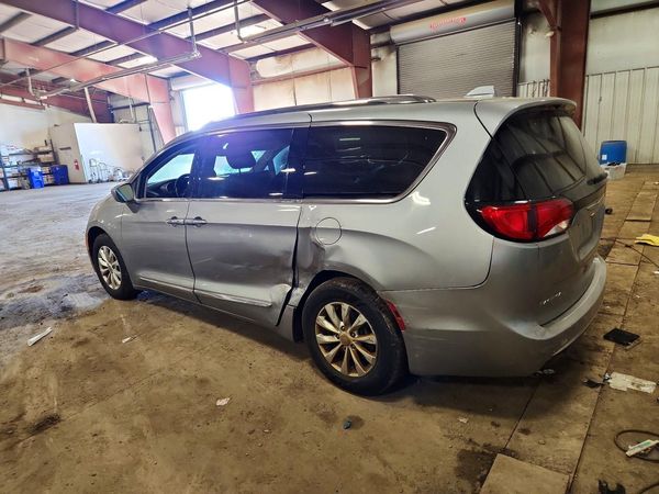 2018 CHRYSLER PACIFICA Touring L — DSRA