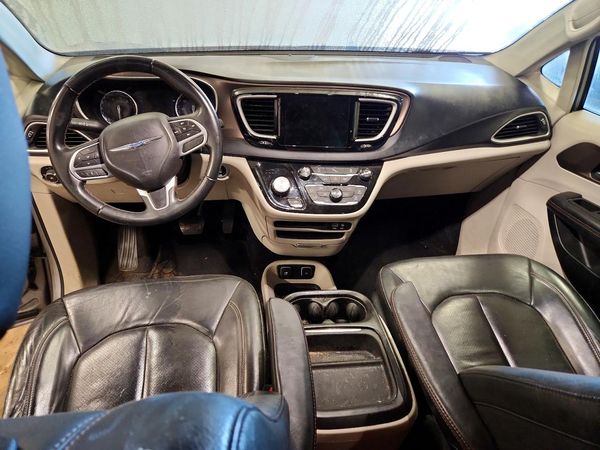 2018 CHRYSLER PACIFICA Touring L — CKPT