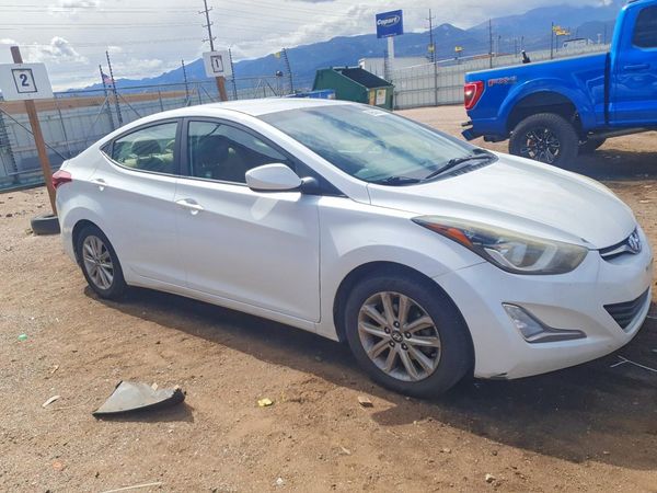 2016 HYUNDAI ELANTRA — Passenger 3/4