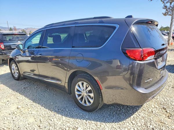 2017 CHRYSLER PACIFICA Touring L — DSRA