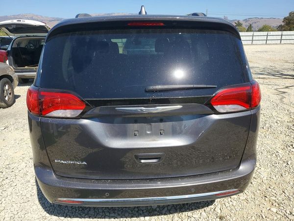 2017 CHRYSLER PACIFICA Touring L — DIRR