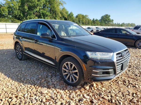 2017 AUDI Q7 quattro Premium Plus