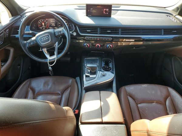 2017 AUDI Q7 quattro Premium Plus