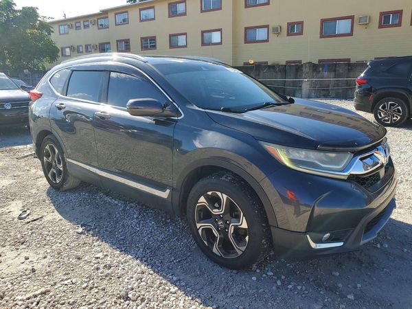 2017 HONDA CRV Touring — Passenger 3/4