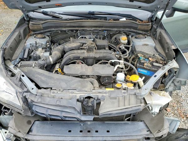 2018 SUBARU FORESTER — Engine bay