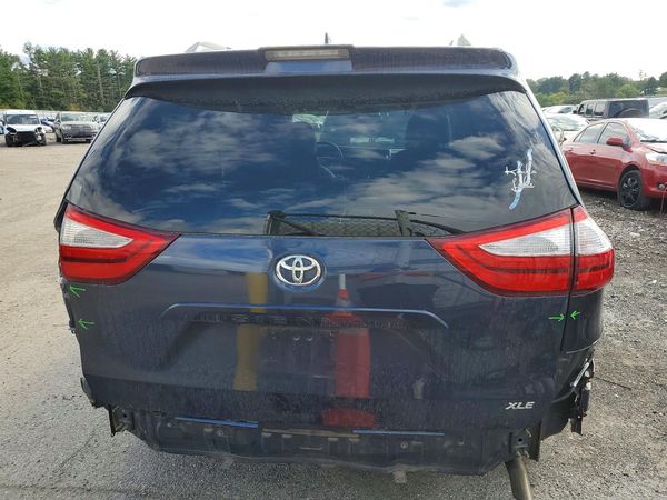 2019 TOYOTA SIENNA — DIRR