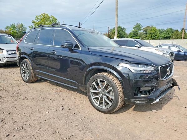 2017 VOLVO XC90 — Passenger 3/4