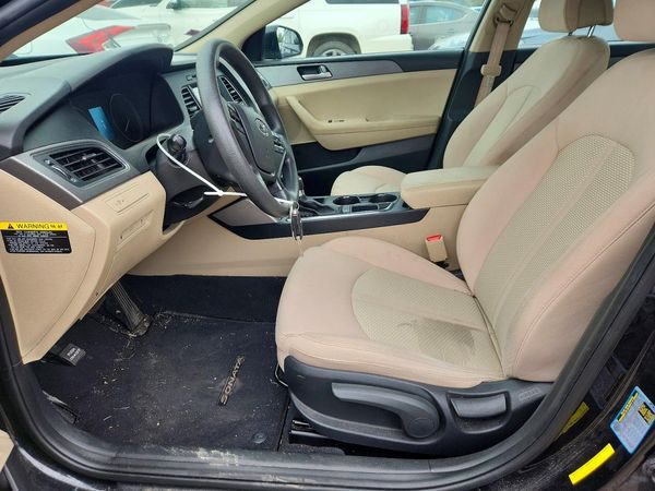 2017 HYUNDAI SONATA SE, Eco — DENT