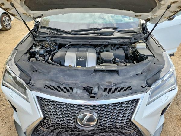 2016 LEXUS RX 350 — Engine bay