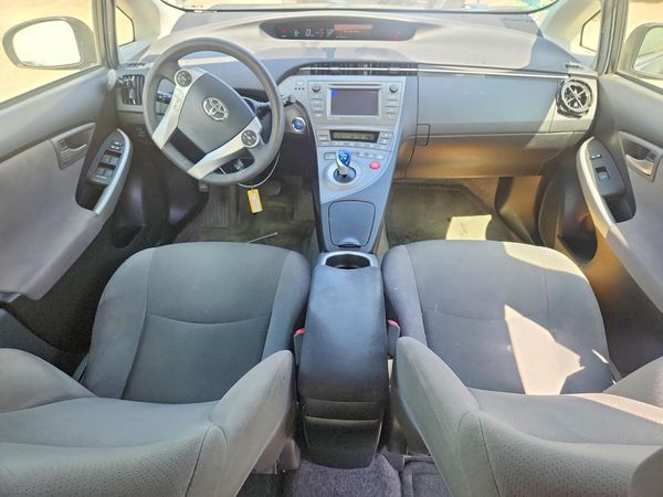 2013 TOYOTA PRIUS — CKPT