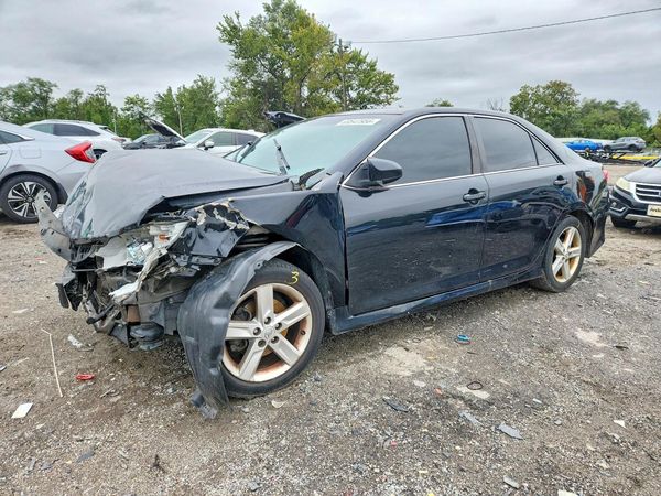 2014 TOYOTA CAMRY — DSFA — Front 3/4