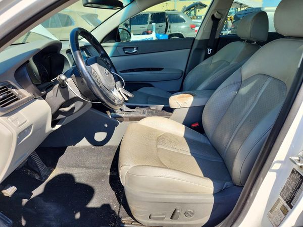 2016 KIA OPTIMA GLS, JSL — DENT