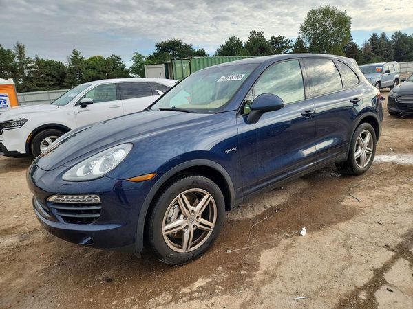 2012 PORSCHE CAYENNE — DSFA — Front 3/4