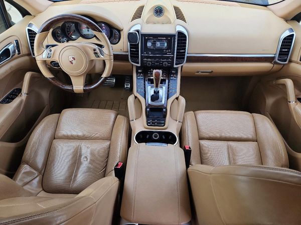2012 PORSCHE CAYENNE — CKPT
