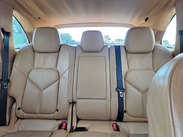2012 PORSCHE CAYENNE — SUVN