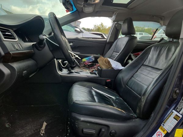 2016 TOYOTA CAMRY — DENT