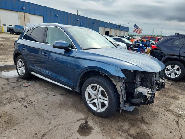 2018 AUDI Q5 quattro Premium Plus — Passenger 3/4