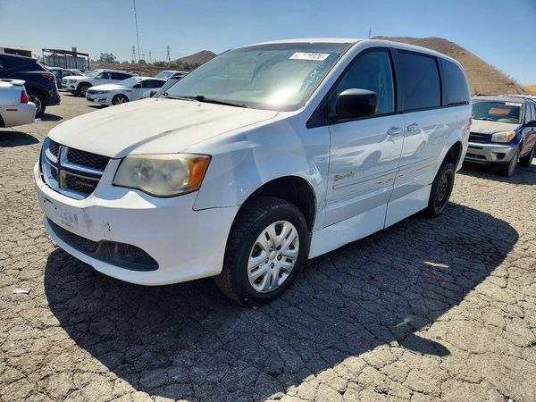 2017 DODGE GRAND CARAVAN — DSFA — Front 3/4