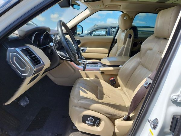 2017 LAND ROVER RANGE ROVER SPORT — DENT