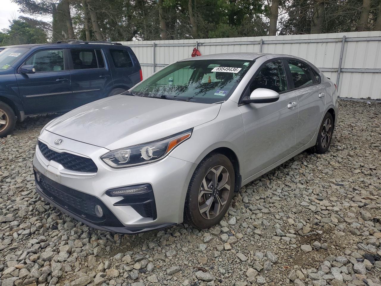 2019 KIA FORTE — Front 3/4