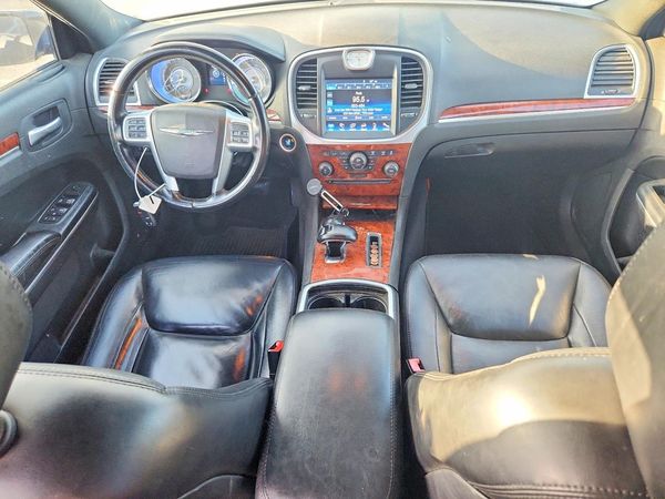 2013 CHRYSLER 300 Base/Limited — CKPT