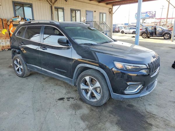 2019 JEEP CHEROKEE — Passenger 3/4