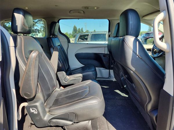 2017 CHRYSLER PACIFICA — PSRS