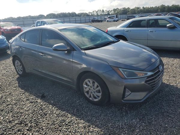 2019 HYUNDAI ELANTRA SE — Passenger 3/4