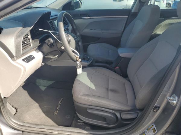 2019 HYUNDAI ELANTRA SE — DENT